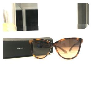 Marc Jacobs Tortoise Cat Eye Sunglasses and Case